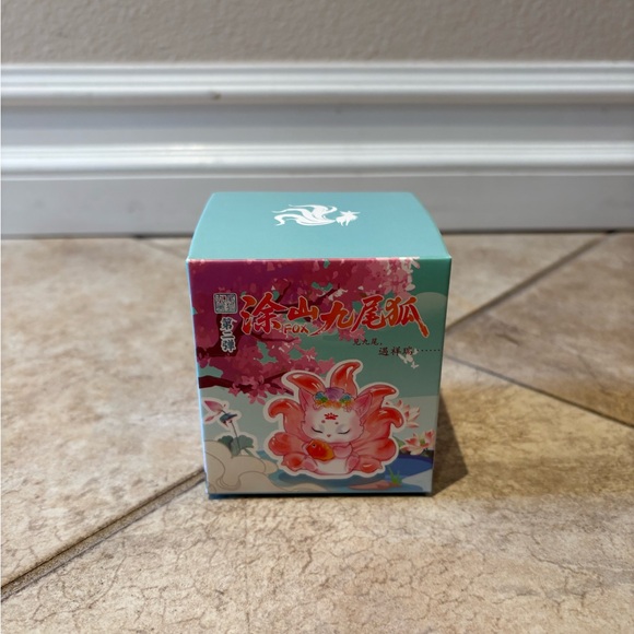 Tu Shan Jiu Tail Fox Blind Box Second Drop figure blind box. - Picture 3 of 10